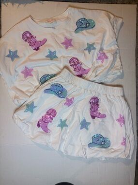 Source Unknown White Skirt Set with Pink and Mint Appliqués